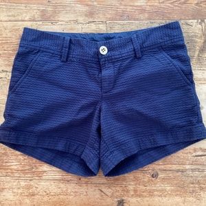5" Lilly Pulitzer Navy Short Size 4 Hardly Worn